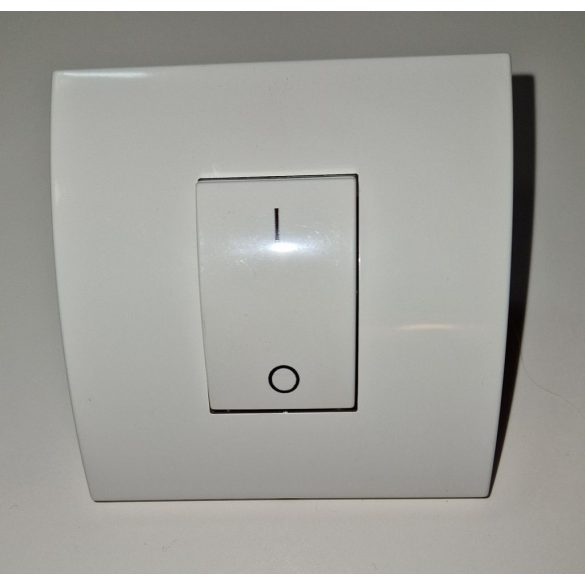 SOLID 102 KAPCSOLÓ SÜLLYESZTETT  (10223)