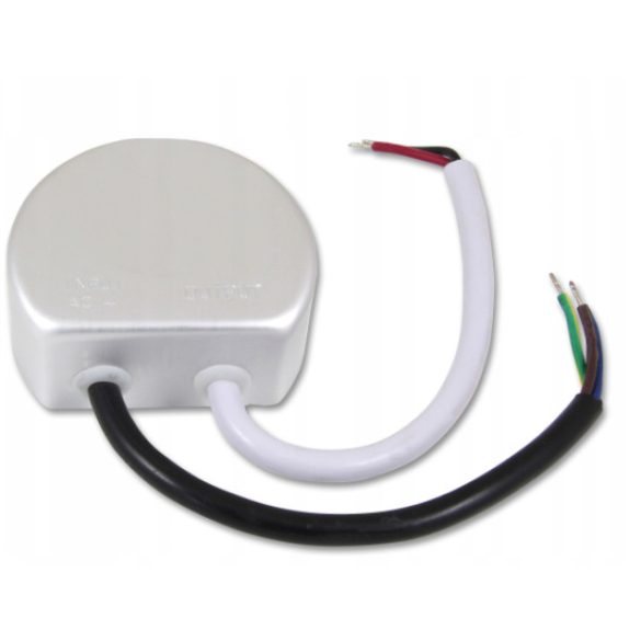 LED TRAFÓ 12V 15W (5817)4590 IP67 1.25A  (21142)