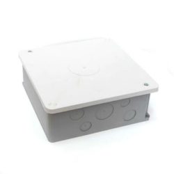 KÖTŐDOBOZ MÜDN 250*250 ZÁRT  (9623)